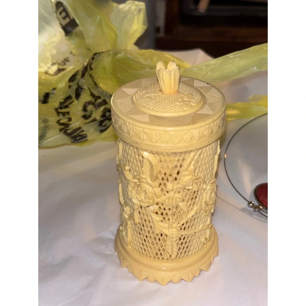Vintage Cream Floral Rose Lattice Cocktail Pick Set with Reusable Forks Holder